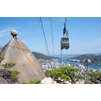 千光寺の玉の岩とロープウェイ