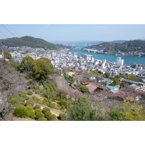 千光寺参道から見る尾道市街地
