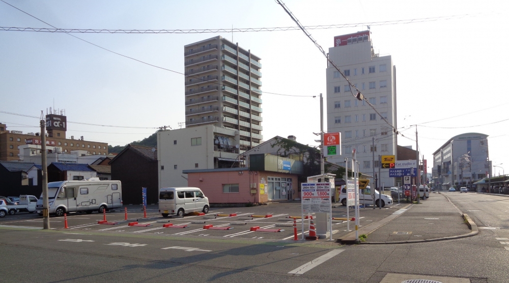 Myパーク西御所駐車場