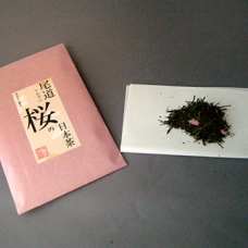 桜の日本茶