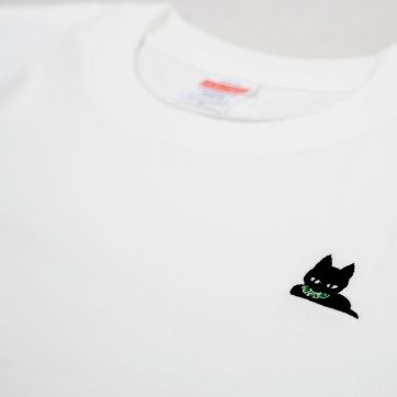 尾道市立美術館オリジナルグッズ「黒ねこ刺繍Tシャツ」