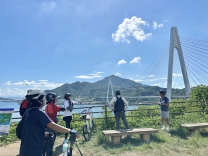 因島