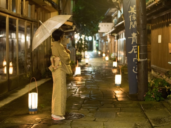 青石畳通りライトアップ【期間中の金・土・祝前日】