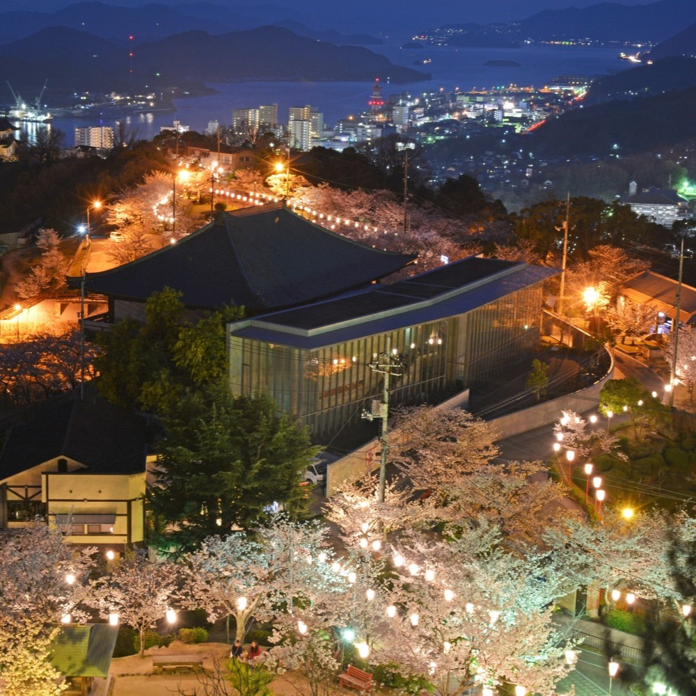 （3月下旬〜4月中旬）千光寺公園の花見