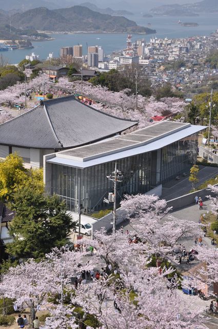 尾道市立美術館