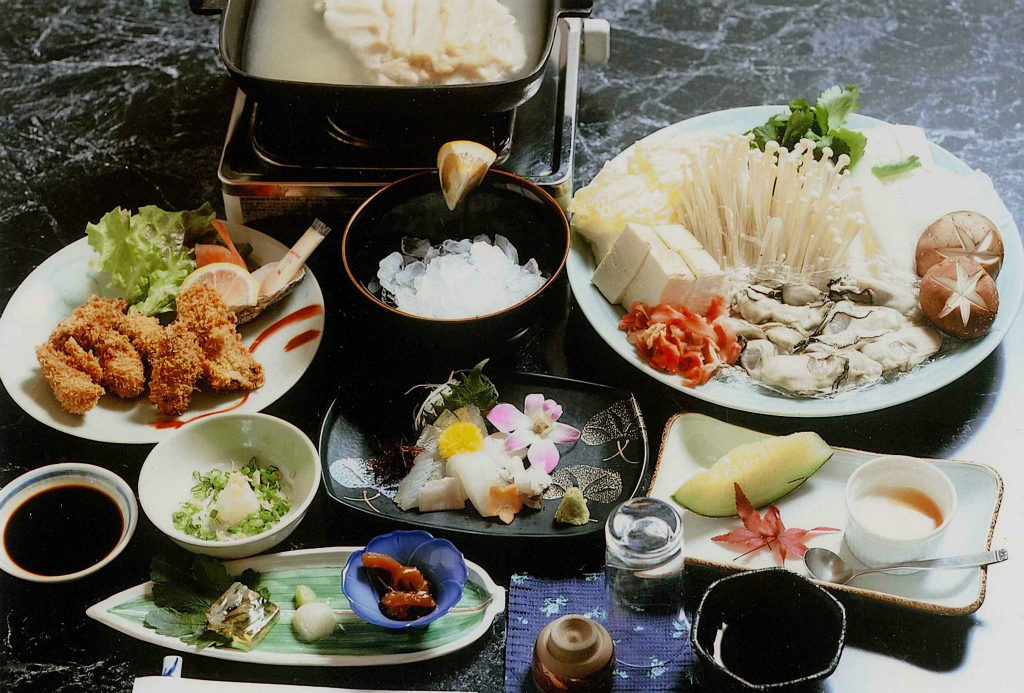 3,000円～7,000円
10月中旬～4月中旬