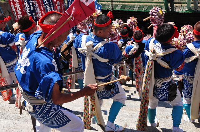 （8月18日（西暦の偶数年））吉和太鼓踊り