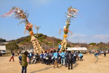 山波とんど行事（神明祭）