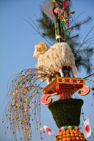 （1月中旬）山波とんど行事（神明祭）