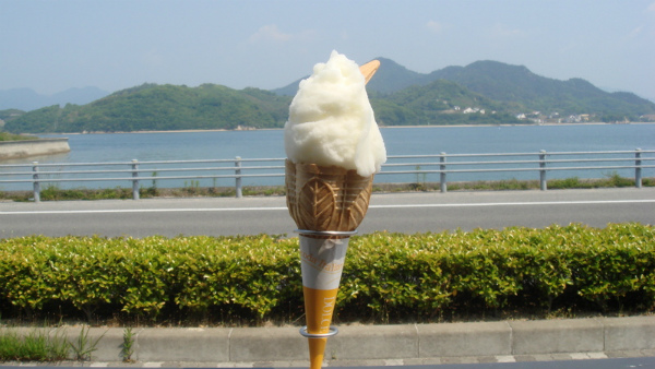 瀬戸田・手造りジェラート　ドルチェ