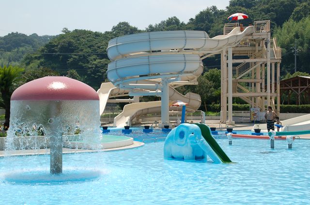 因島アメニティープール