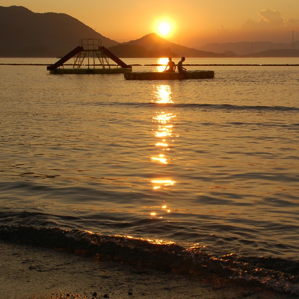 瀬戸田サンセットビーチ〔しまなみレモンビーチ〕