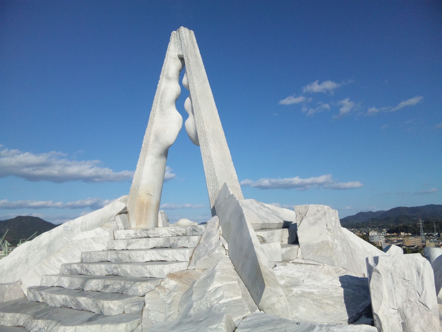 耕三寺・耕三寺博物館〔浄土真宗〕