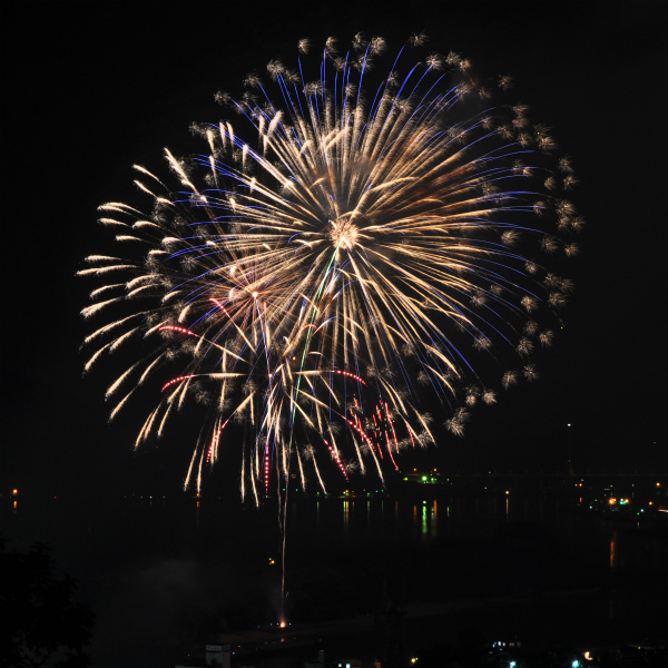 （7月下旬）宮島さん協賛 いんのしま水軍花火大会