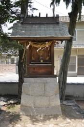 覚明神社