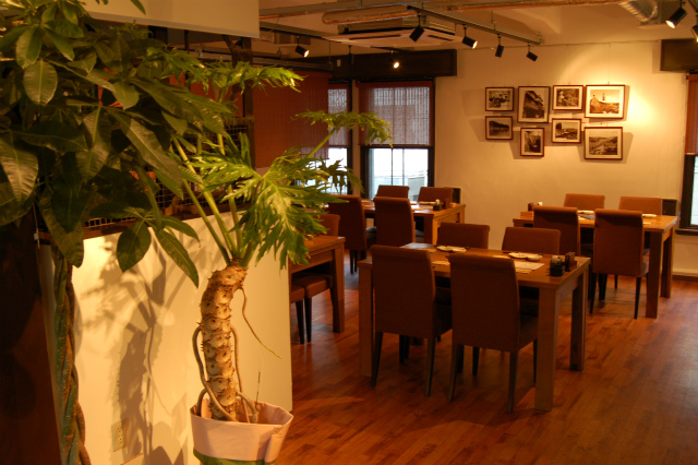 焼き牡蠣と尾道料理 かき左右衛門