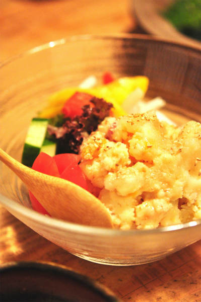 お店の隠れた人気メニュー、ポテトサラダ