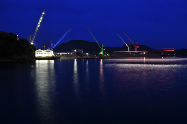 クレーンライトアップ