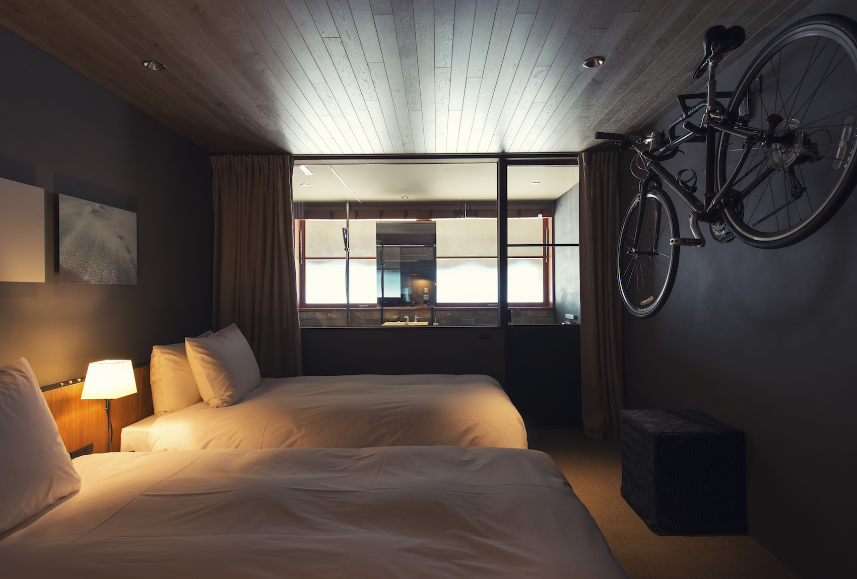 ONOMICHI U2 / HOTEL CYCLE