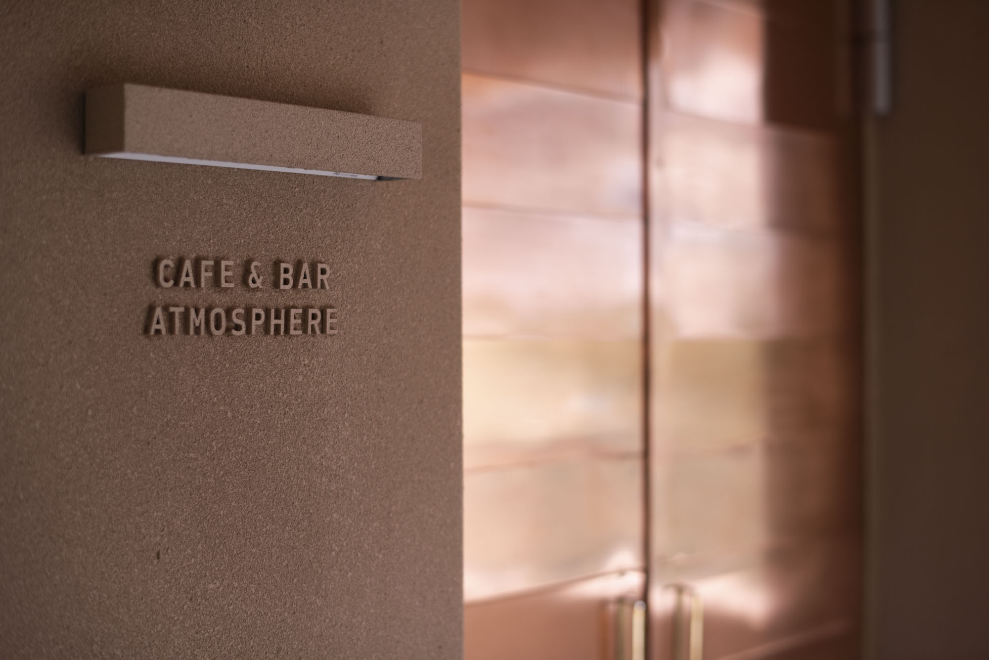 LOG CAFE&BAR Atmosphere