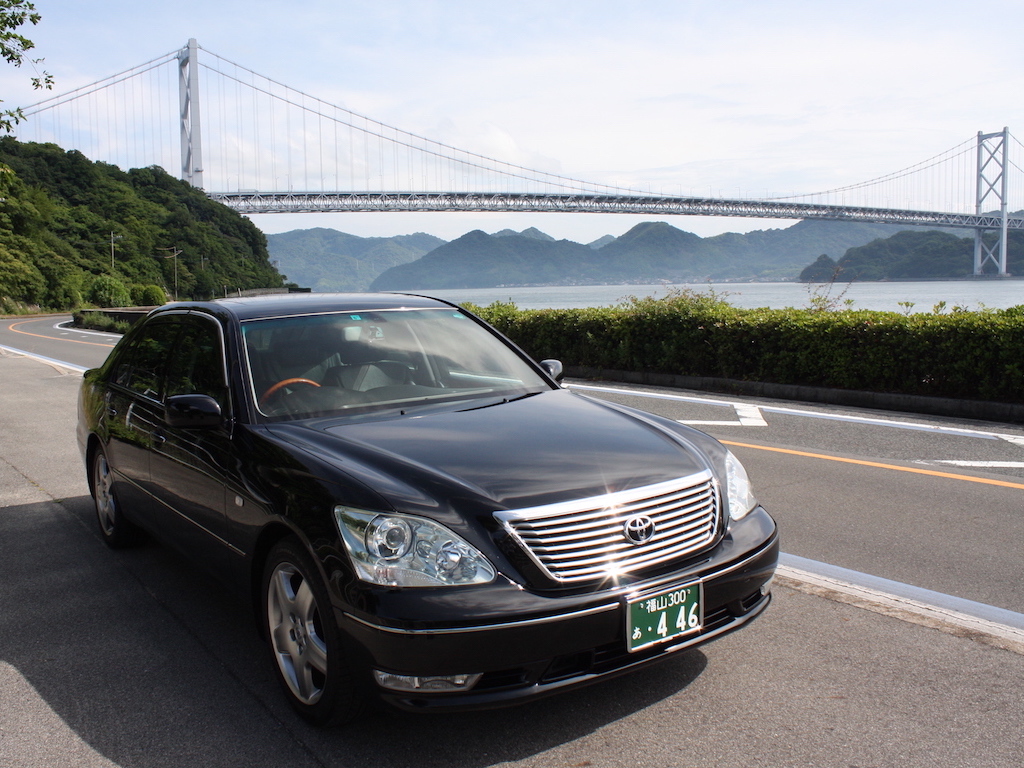 大型タクシー（セルシオ）