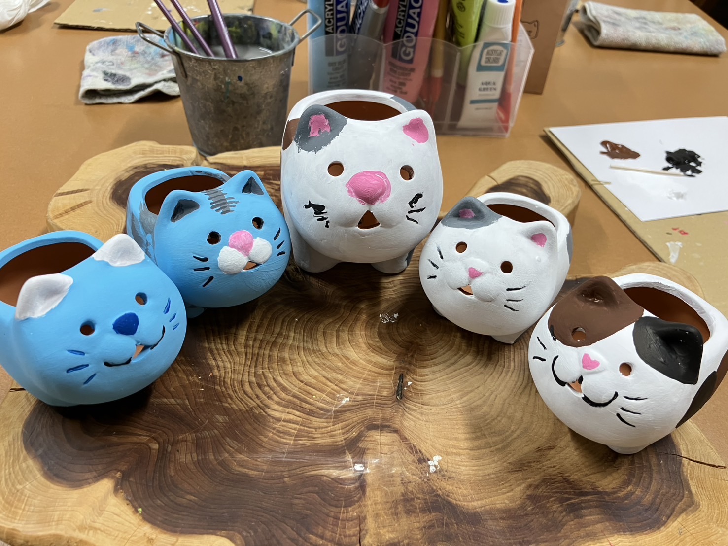 ねこ雑貨とものづくり体験「あめかんむり」 