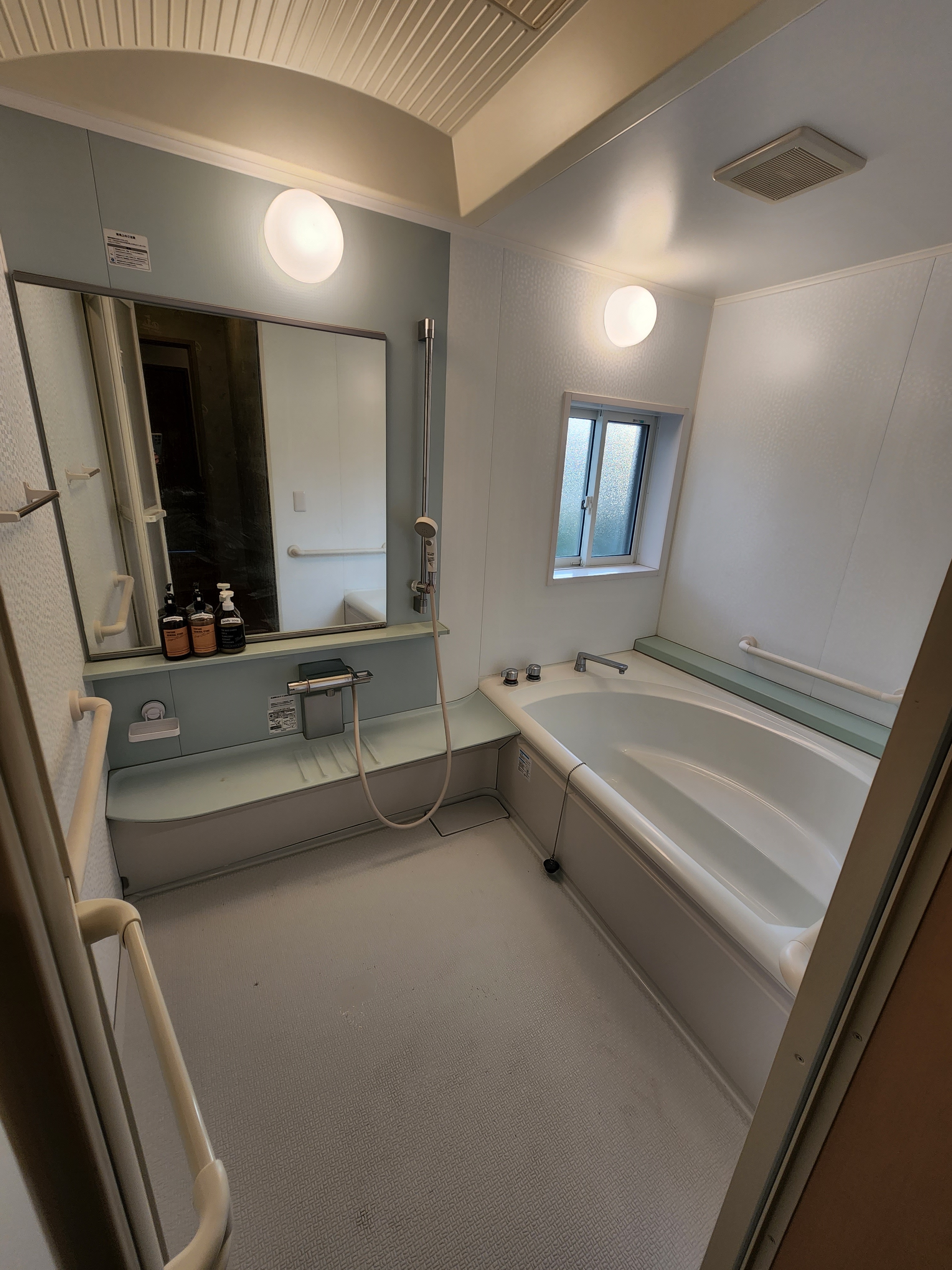 共用バスルーム　