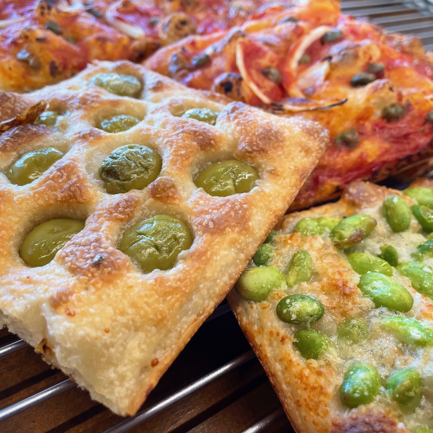 フォカッチェリアパッファ- / FOCACCERIA PUFFER