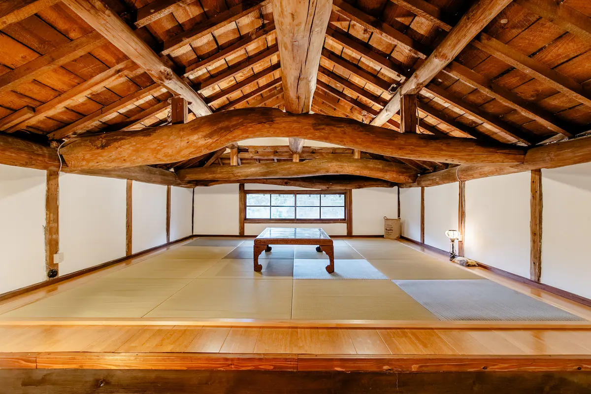 屋根裏部屋　和室