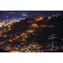 尾道、灯りが紡ぐ夜